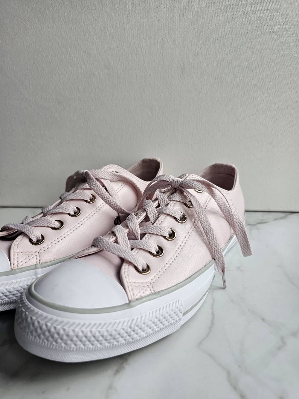 Women's Low-Top Pastel Pink Canvas Sneakers